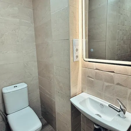 Apartament Lola *